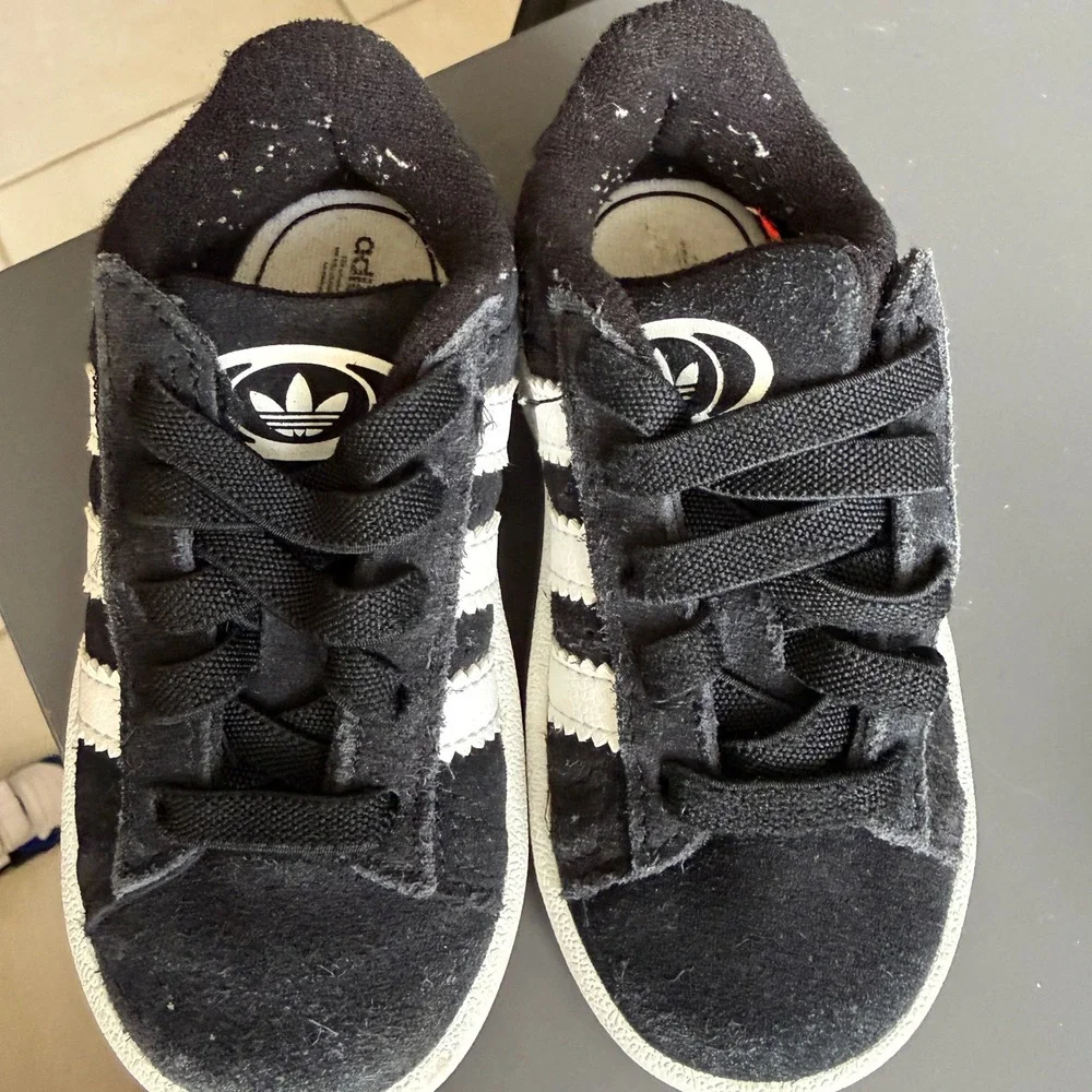 adidas campus 00s